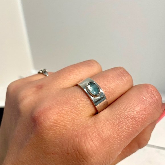 Hand-cut Aquamarine & hand-made Sterling Silver Ring size 8.25 - Picture 10 of 10